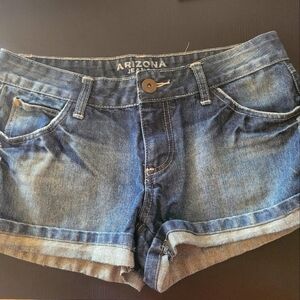 Arizona shorts: denim glitter fabric.